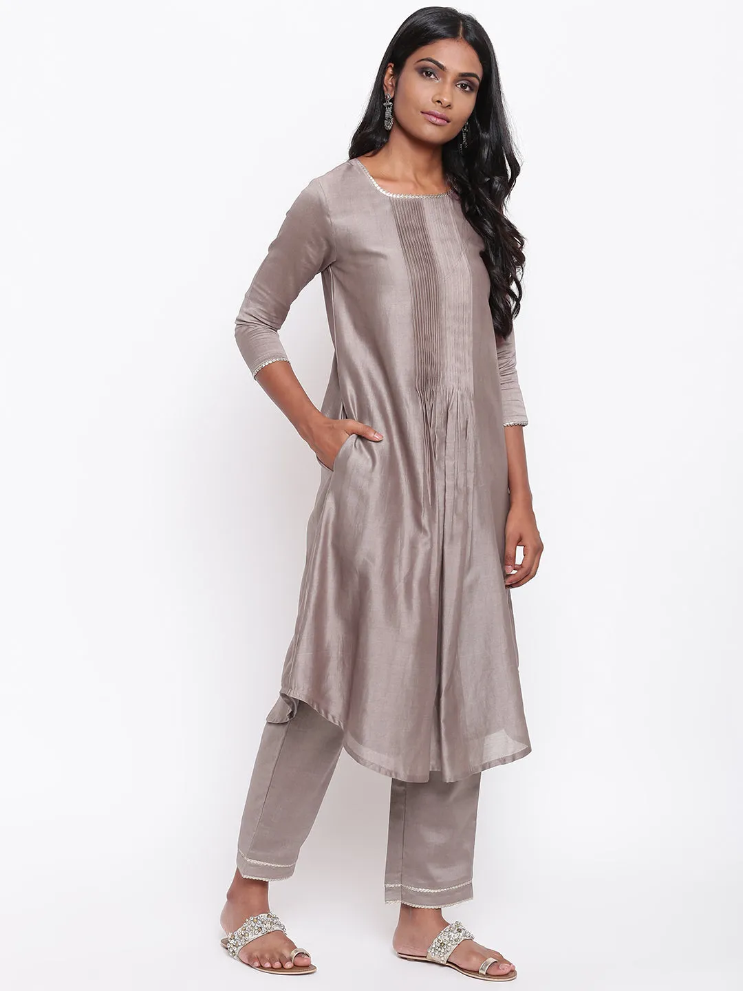Brown Gota Pleats Kurta Set