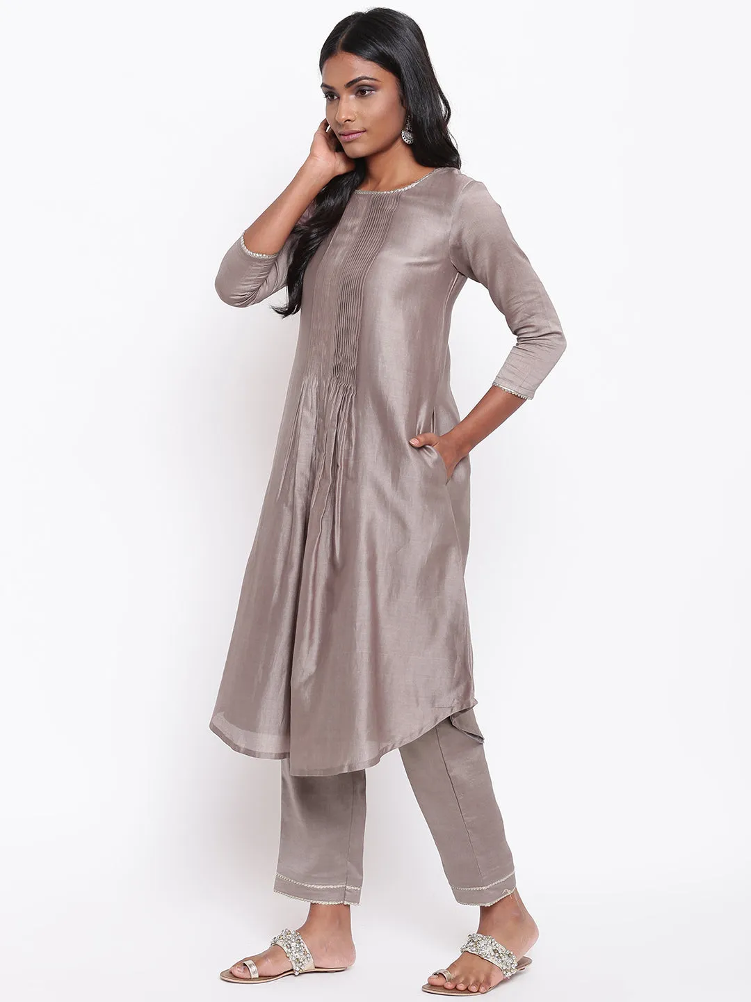 Brown Gota Pleats Kurta Set
