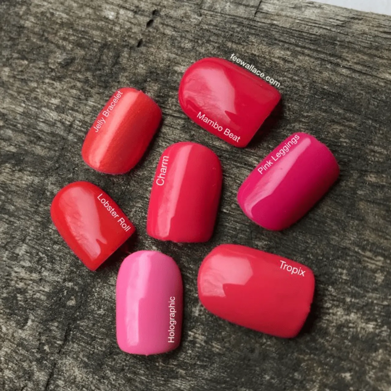 CND VINYLUX - #122 Lobster Roll