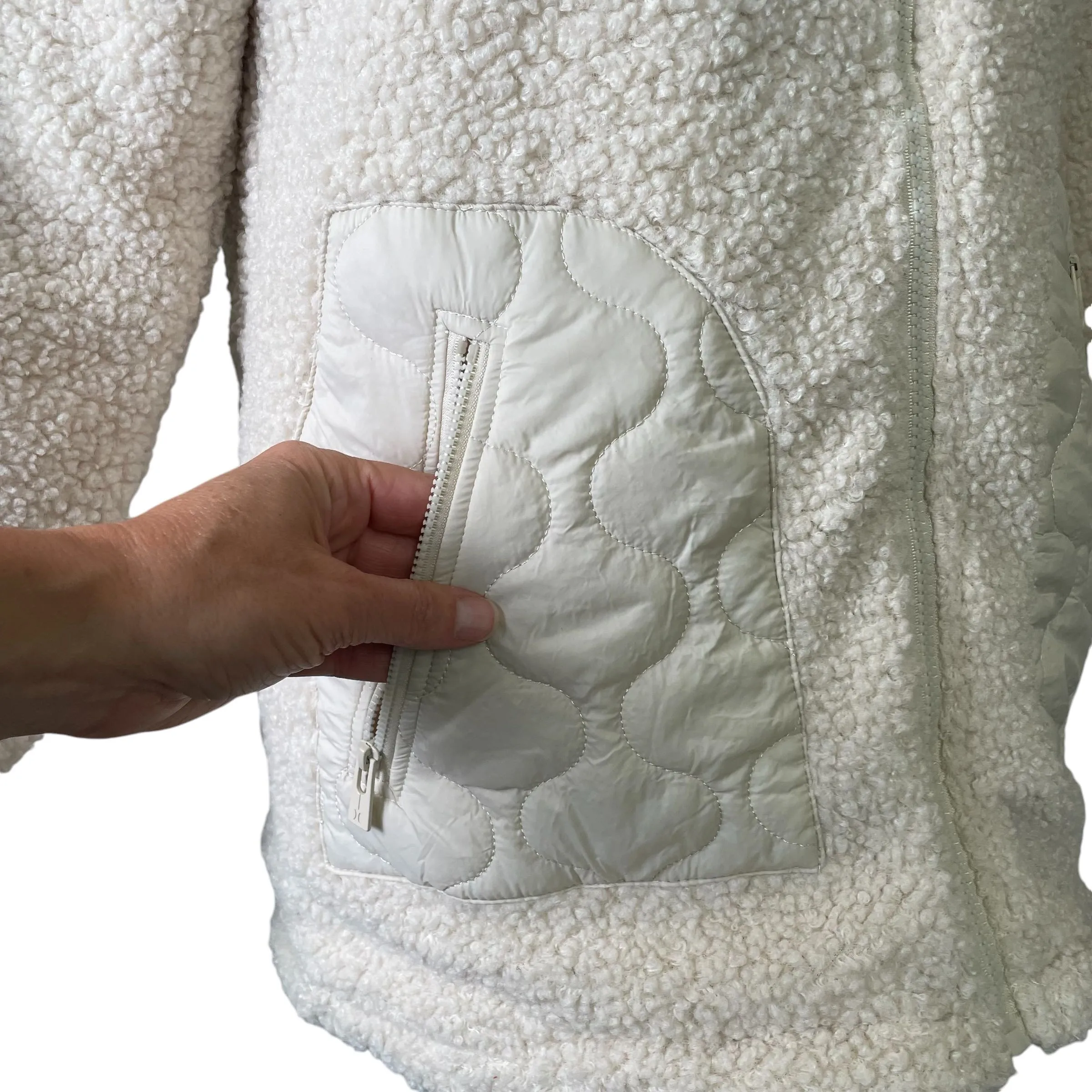 Hurley | Women's Cream Irving Hooded Sherpa Onion Quilt Jacket | Size: XS