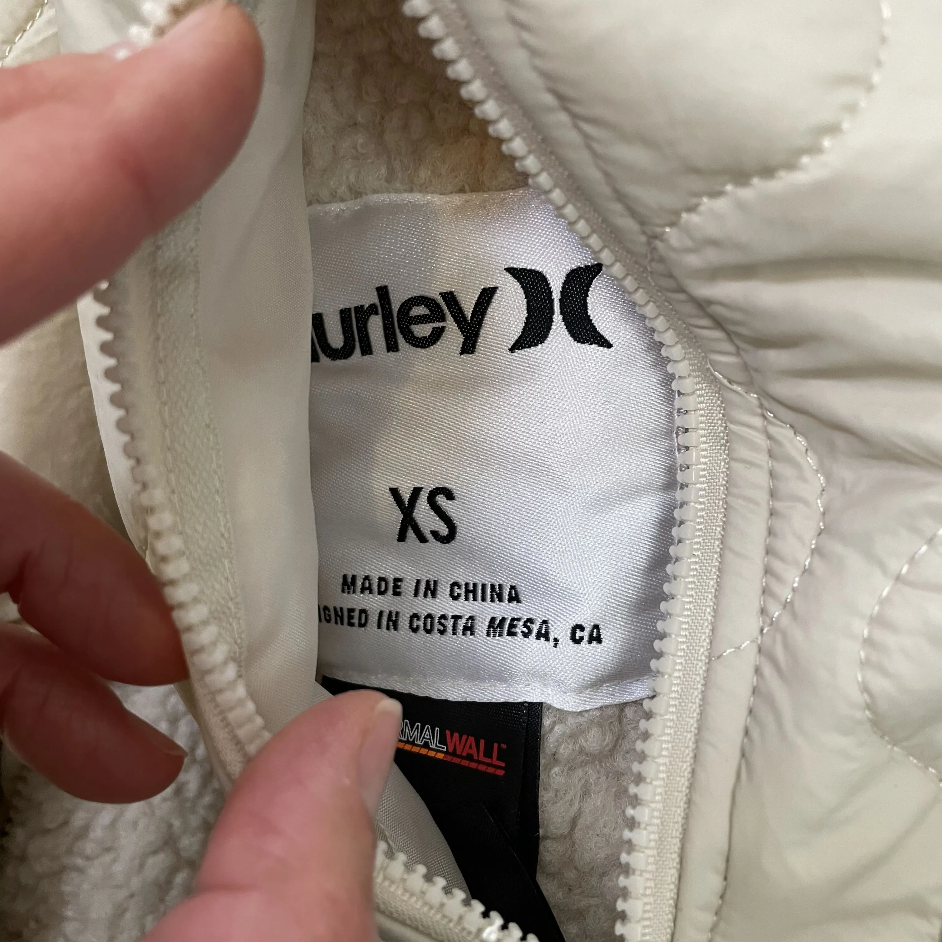 Hurley | Women's Cream Irving Hooded Sherpa Onion Quilt Jacket | Size: XS