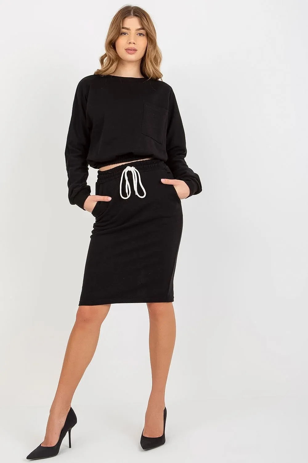 Long sleeves sweatshirt and skirt set