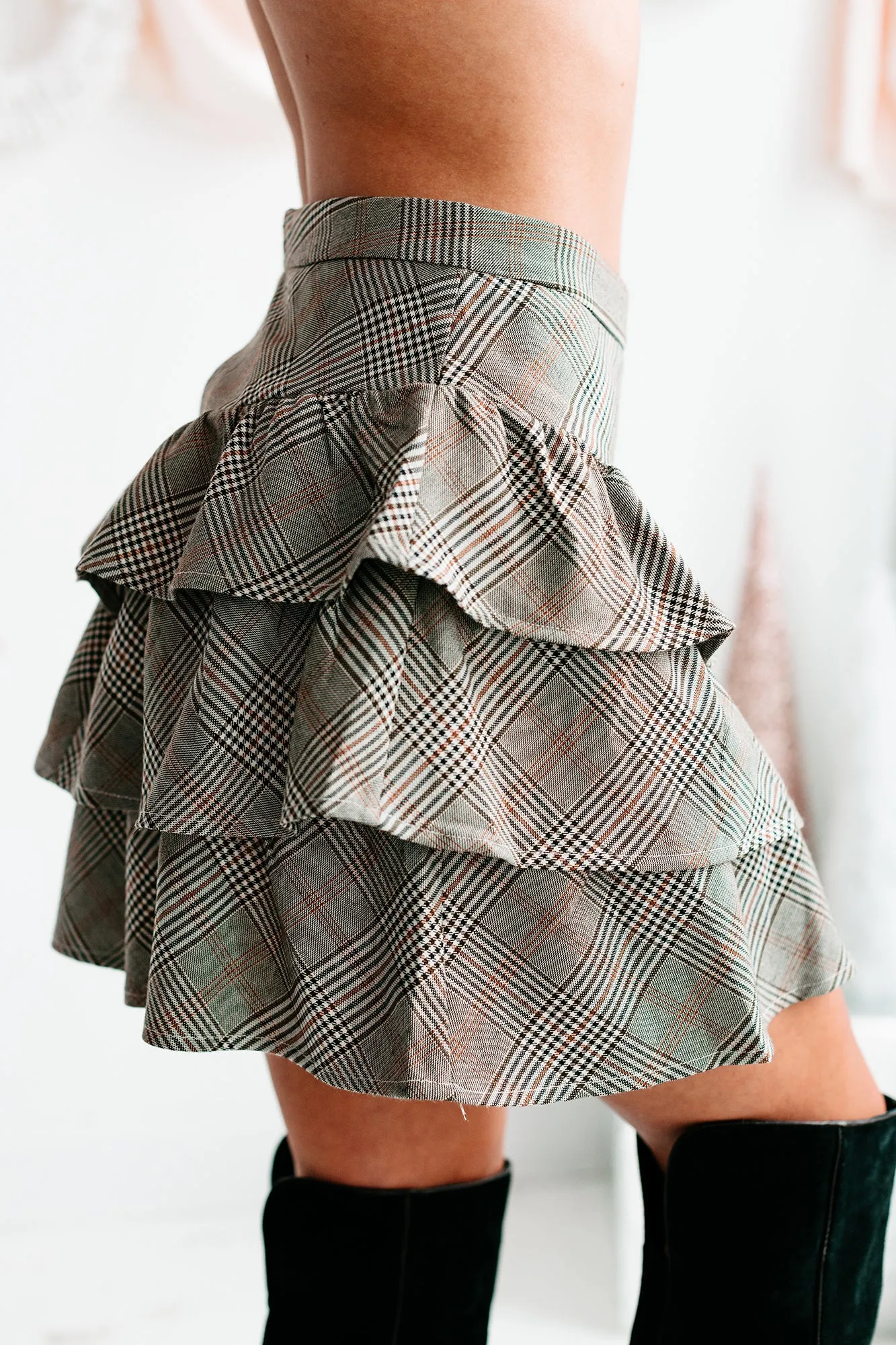 Morning Coffee Plaid Tiered Ruffle Skirt (Brown)