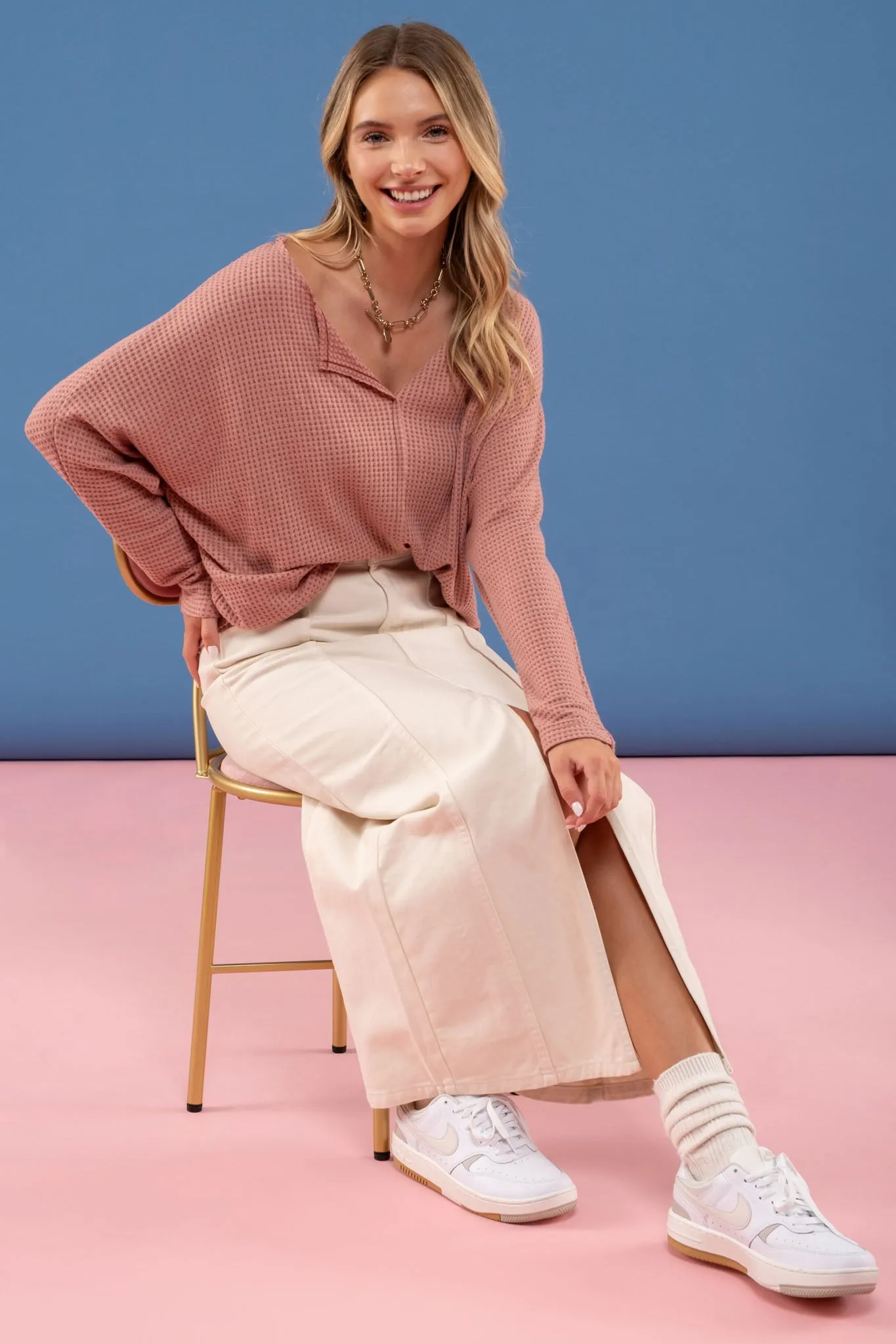 SPLIT NECK LONG SLEEVE TOP
