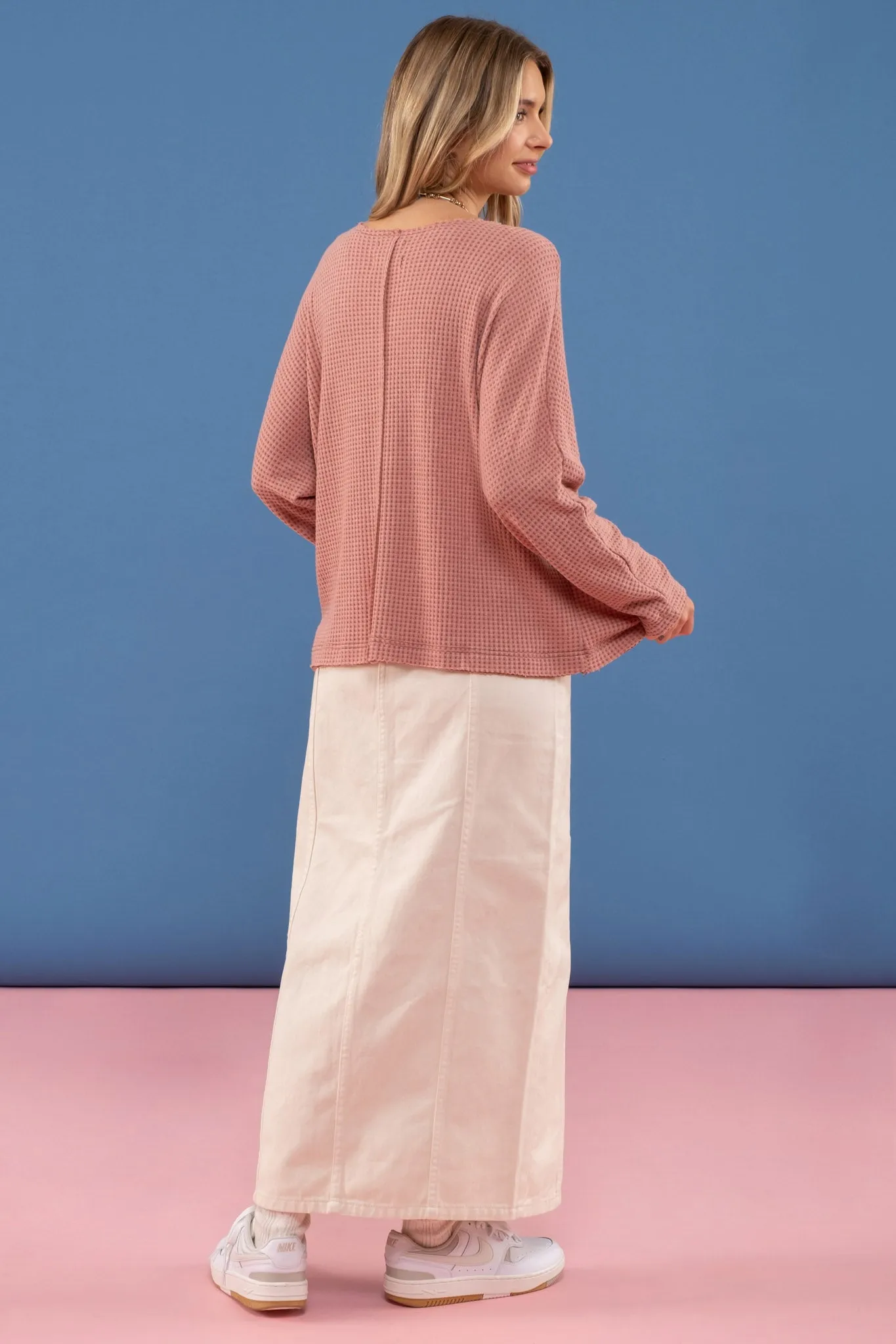 SPLIT NECK LONG SLEEVE TOP