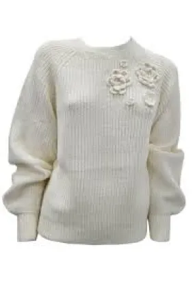 TWS-242TP3580 IVORY KNIT FLOWER TOP